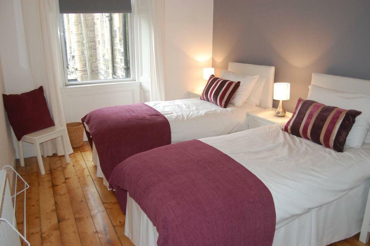 Home From Home At Number 2 Edimburgo Exterior foto
